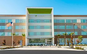 Element Sacramento Airport